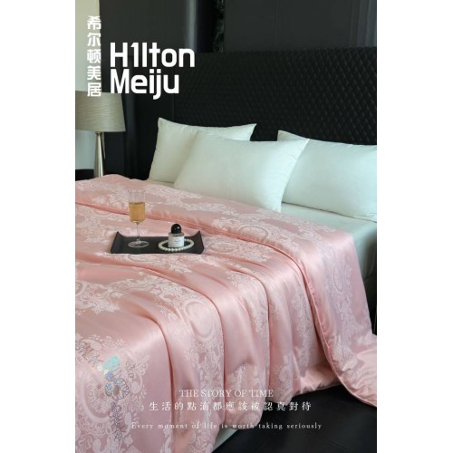 希尔顿美居「丝享好眠」‮金黄‬桑蚕丝夏凉被 （樱花粉）