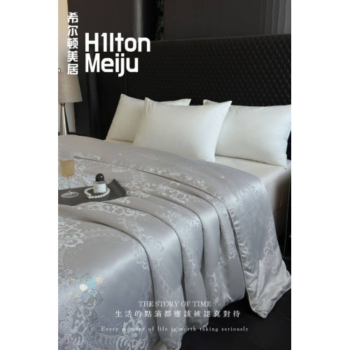 希尔顿美居「丝享好眠」‮金黄‬桑蚕丝夏凉被 （冷月灰）