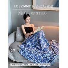 LOZZMMI头等舱航空毯 (宝蓝色)